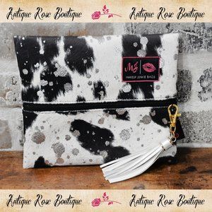 🌹 Makeup Junkie Rodeo Queen - Small